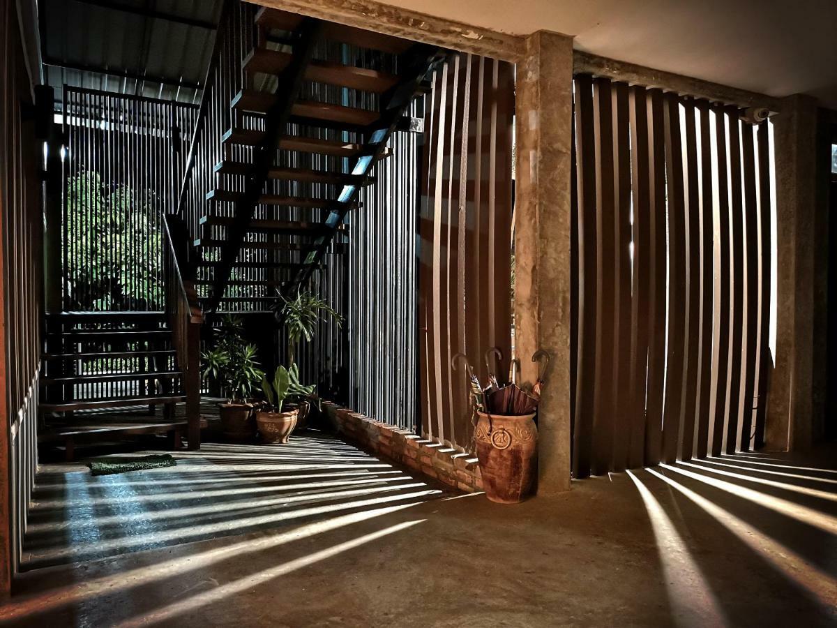 Tonmai Suites Ko Lanta Exterior foto